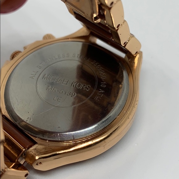 Michael Kors Pink Gold Tone Watch - Picture 5 of 7